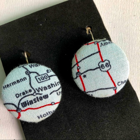 Rt 66 MAP Earrings Route 66 Map lightweight Vintage pierced - Picture 1 of 3